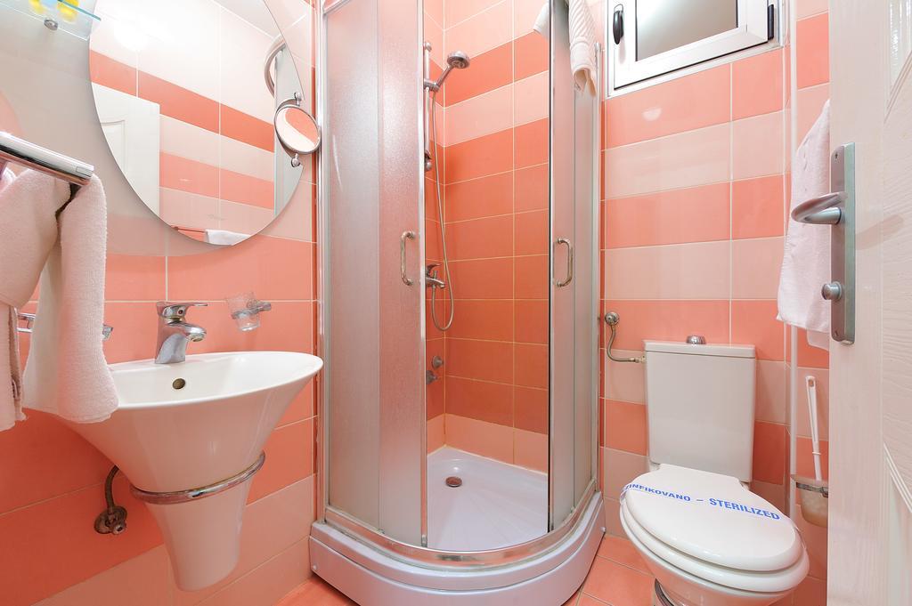 Hotel Dragovic Smederevo Ngoại thất bức ảnh